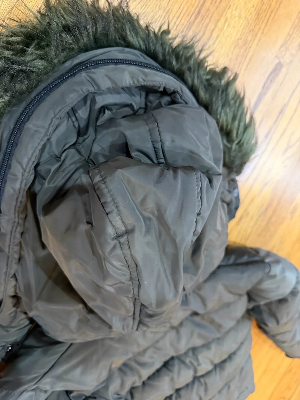 Canada Weathergear Weather-Resistant Kids Puffer Jacket in Olive Green Sz S 7/8